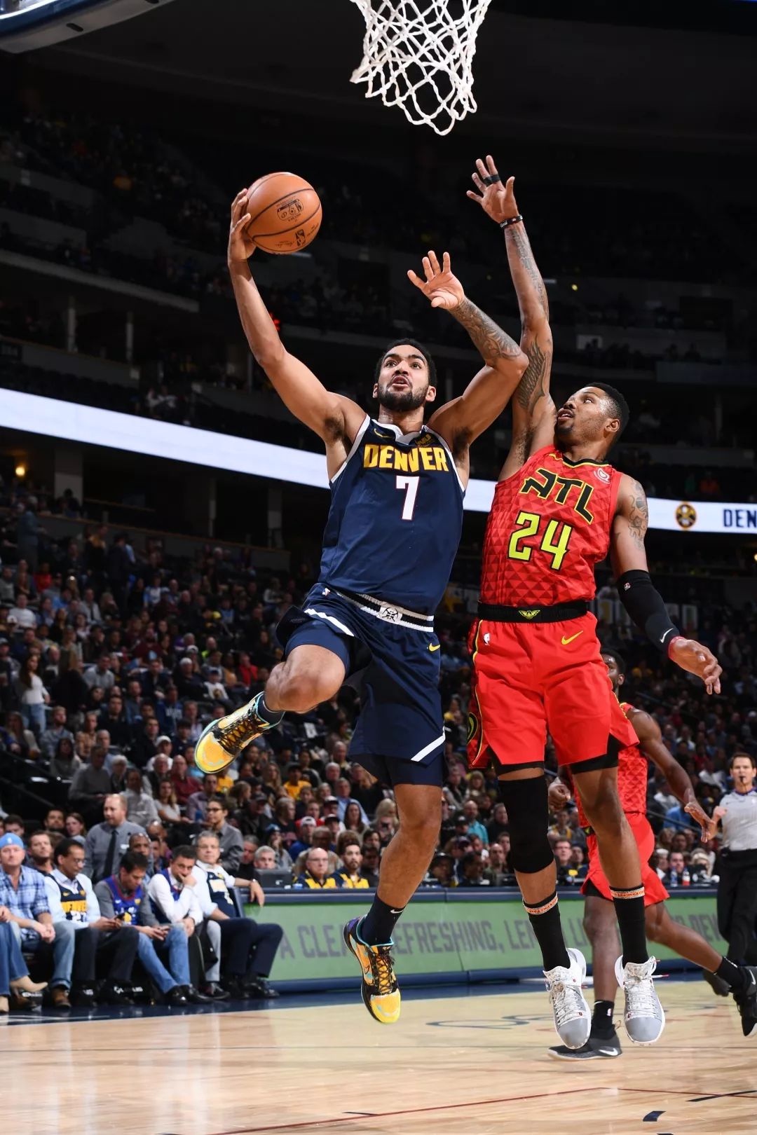 里程碑夜!亚特兰大内部沟通,NBA常规赛赛后刷纪录,话题不断,赛程密集仍需轮换的简单介绍 里程碑夜!亚特兰大内部沟通,NBA常规赛赛后刷纪录,话题不断,赛程密集仍需轮换的简单介绍