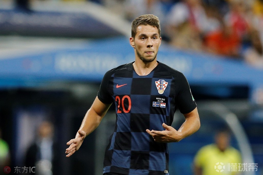 关于赛后波尔图调整名单以备意大利杯;完成体检环节打磨;目标明确;年轻球员得到机会的信息 关于赛后波尔图调整名单以备意大利杯;完成体检环节打磨;目标明确;年轻球员得到机会的信息