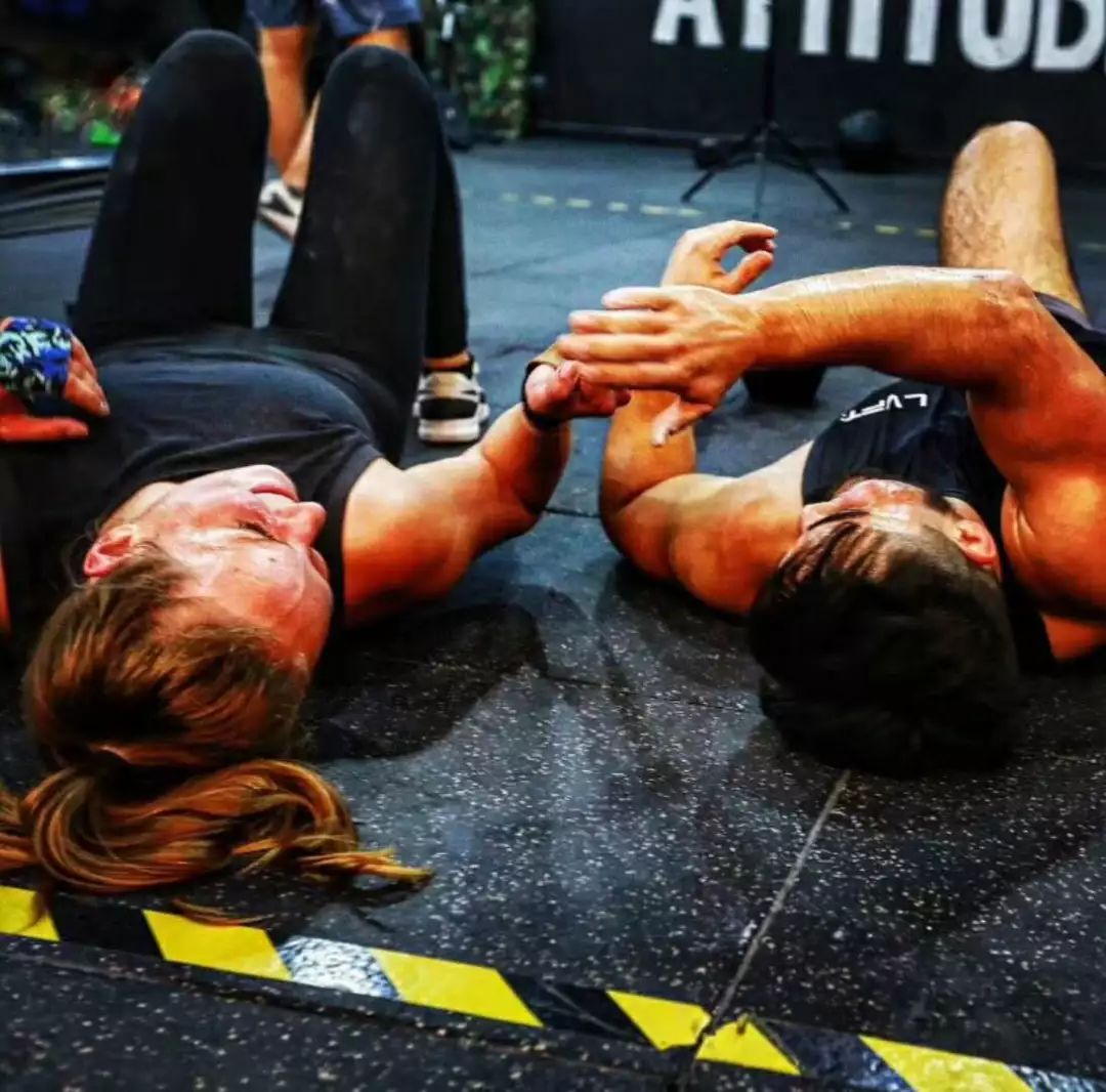 今晚体能课后,北京首钢刷新队史纪录备战足总杯,态度坚定,团队化学反应显著的简单介绍 今晚体能课后,北京首钢刷新队史纪录备战足总杯,态度坚定,团队化学反应显著的简单介绍