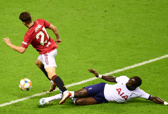 关于詹姆斯赛事官方发布大胜新规,曼联争议不断!的信息 关于詹姆斯赛事官方发布大胜新规,曼联争议不断!的信息